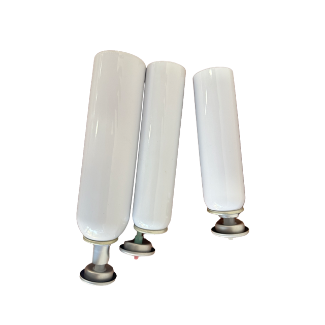 macchina automatica per il riempimento e la tappatura delle bottiglie