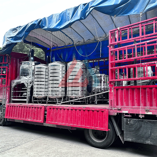 Spedizione da parte di Wejing di vasi per il trattamento dell'acqua e l'emulsificazione per sostenere lo sviluppo dell'industria dei cosmetici