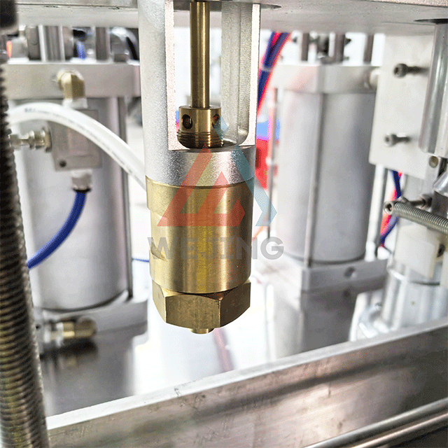 Sistema di riempimento della riempitrice aerosol