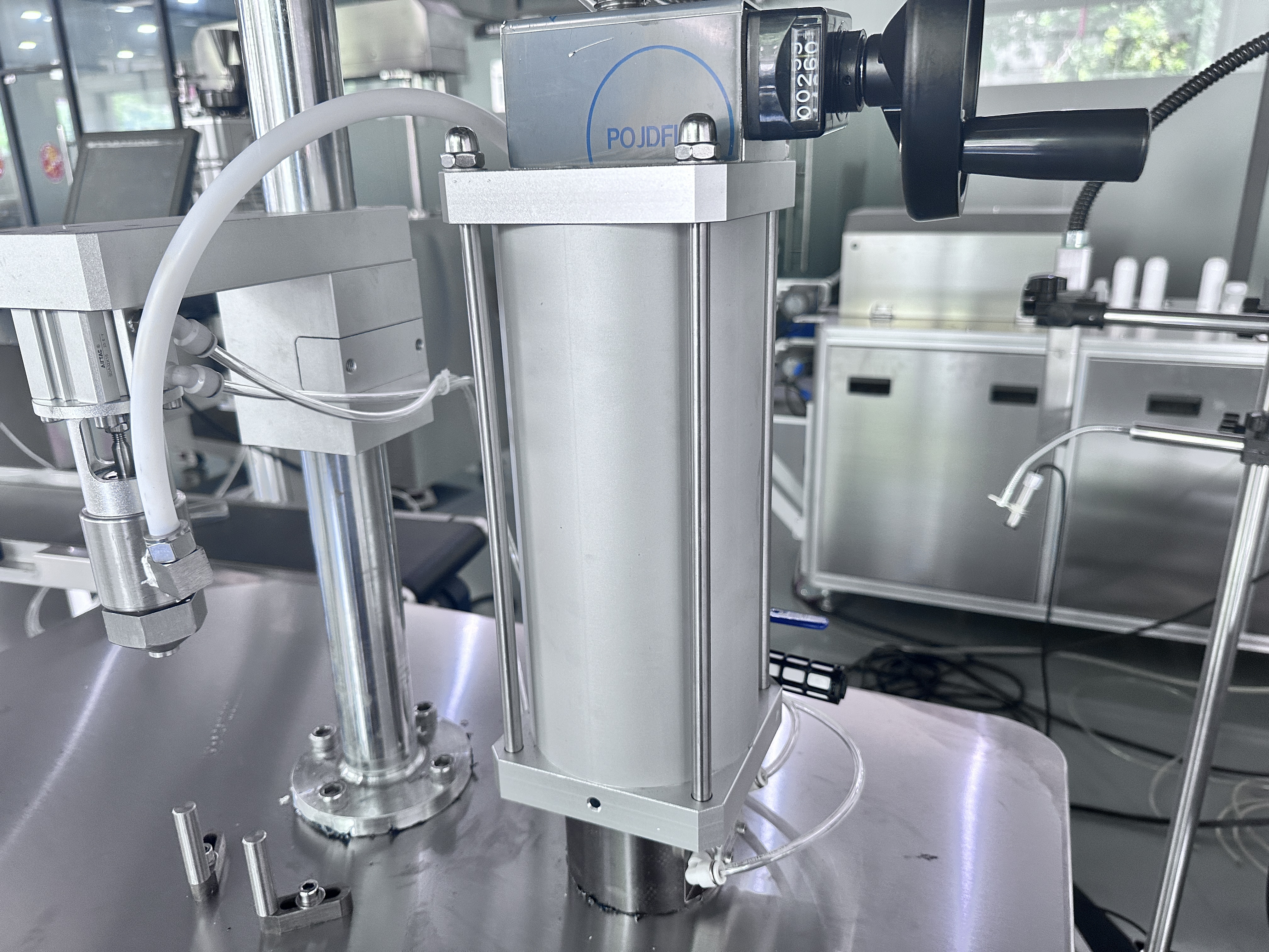 Riempitrice spray per il corpo con deodorante aerosol semiautomatico in vendita