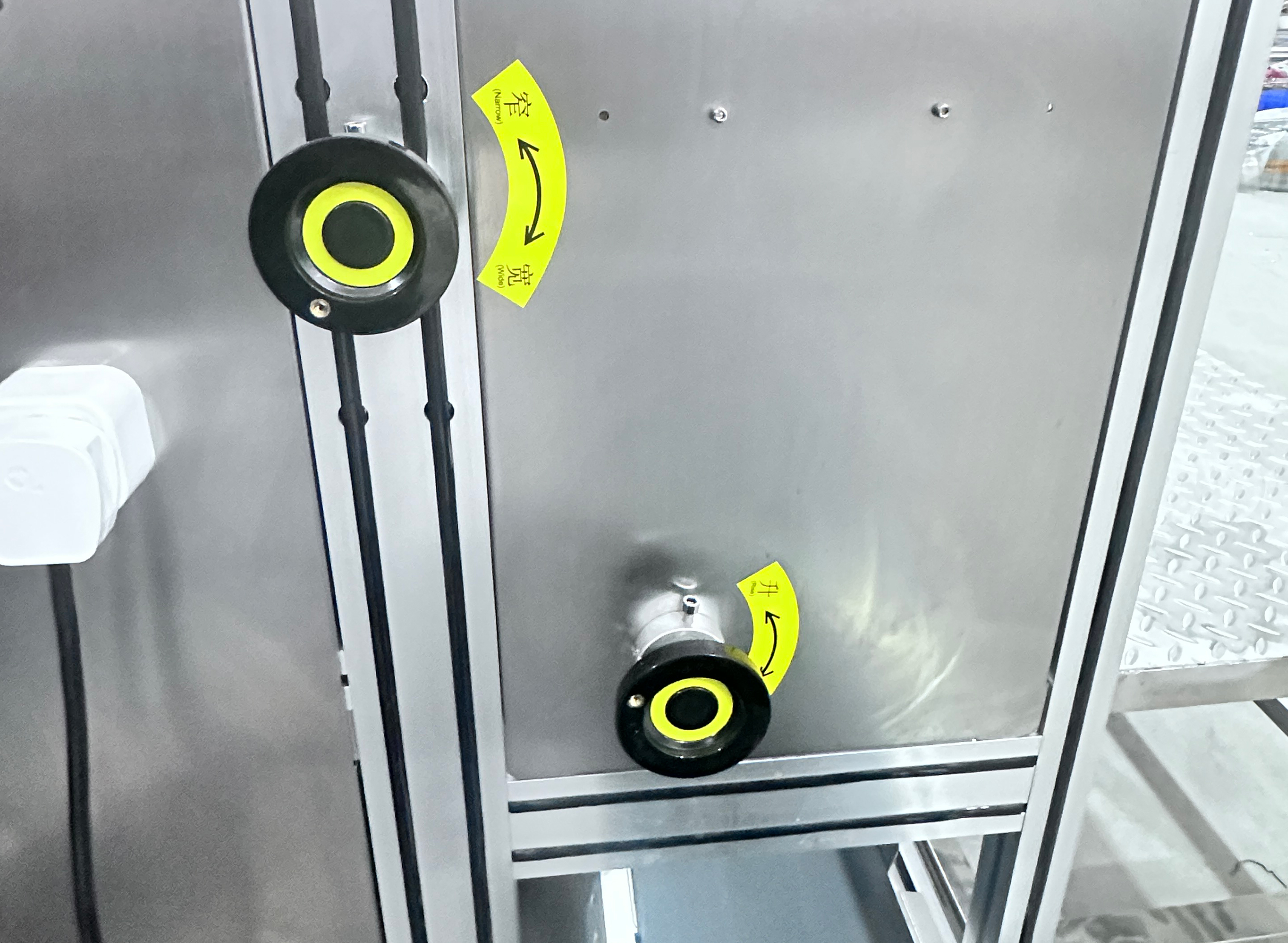 Essence-Facail-Mask Filling