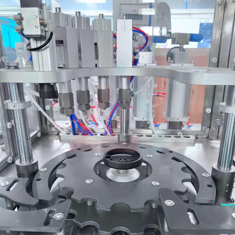 Linea di riempitrici aerosol automatiche di tipo base 