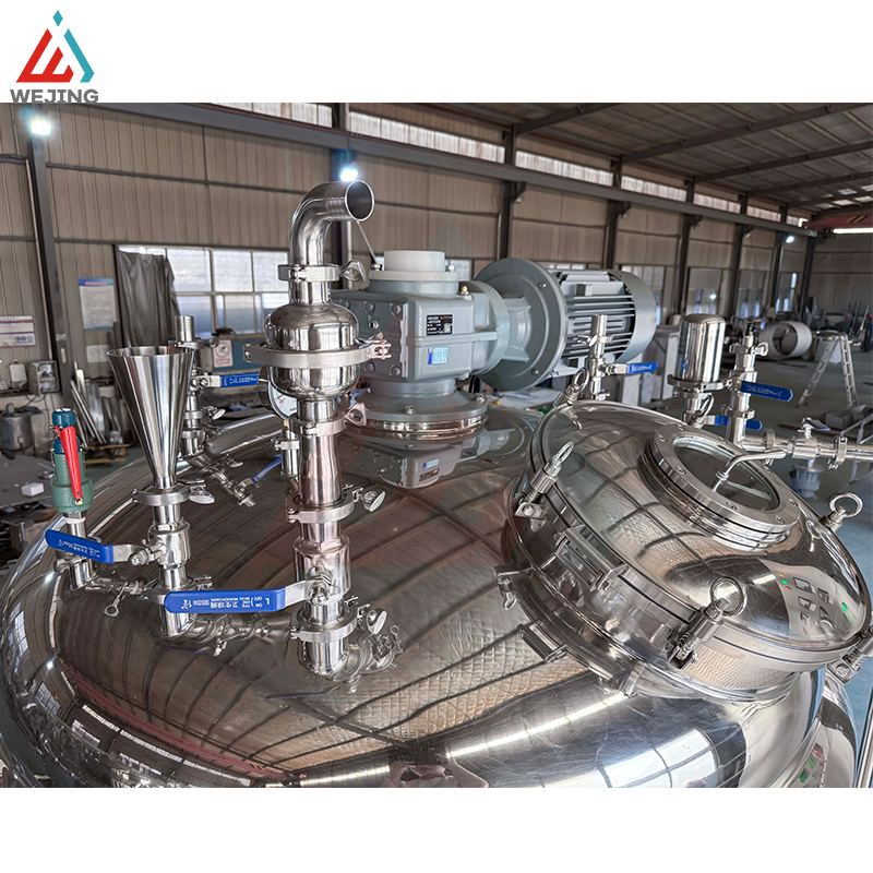 Bollitore di miscelazione emulsionante sotto vuoto da 2000 litri con serbatoi per fasi acqua e olio per la produzione di cosmetici con lozioni in crema